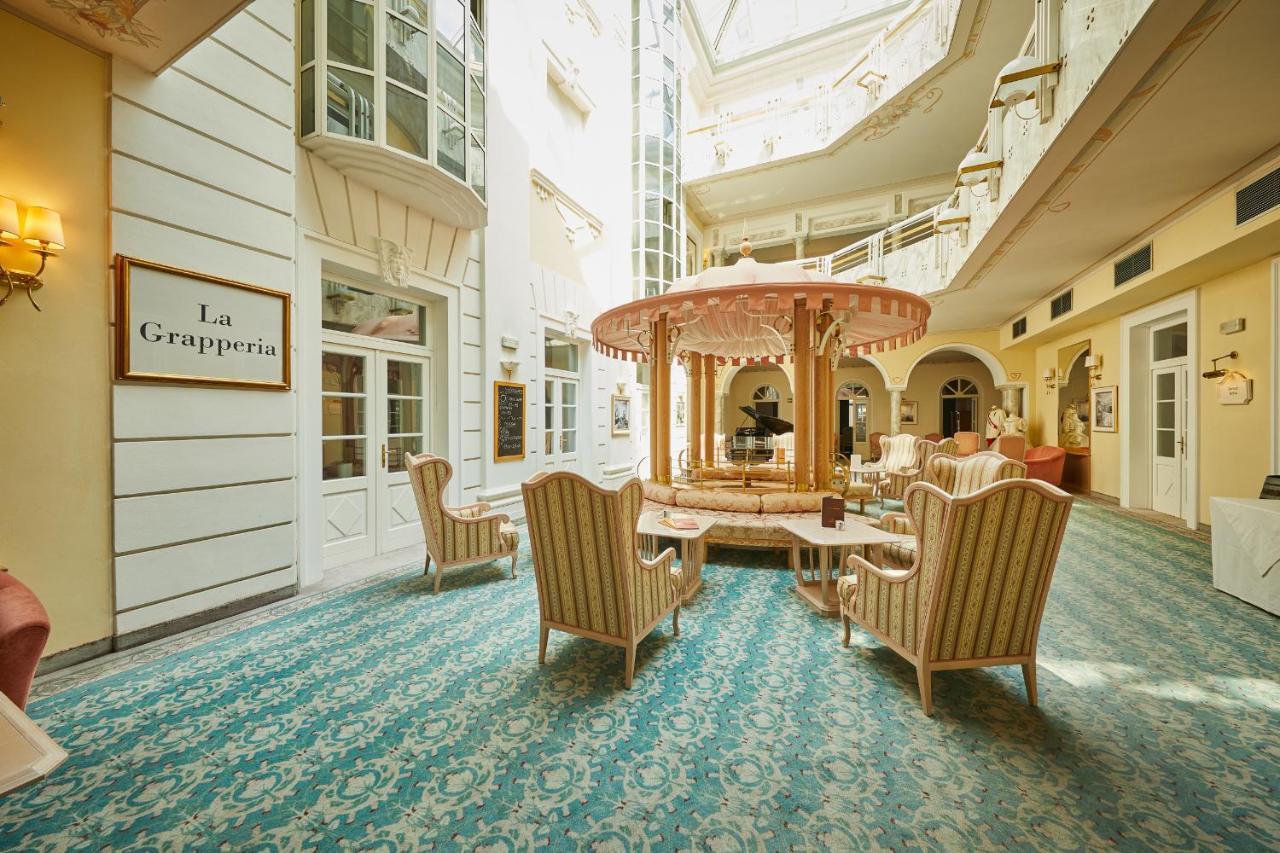 Grand Hotel Imperial Левико Терме Екстериор снимка